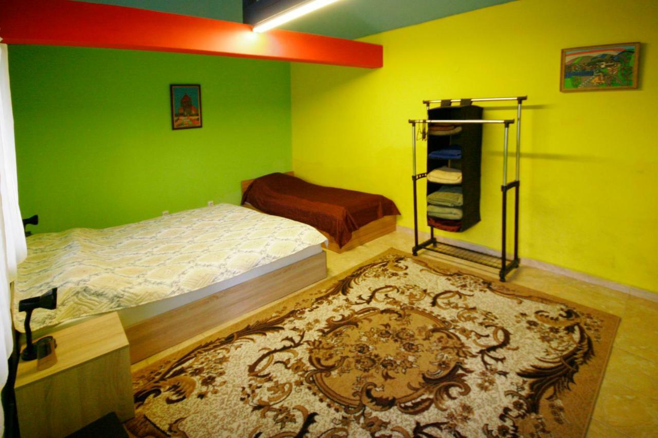 Chuchi Guest House 1 Zlatna Panega Exterior photo